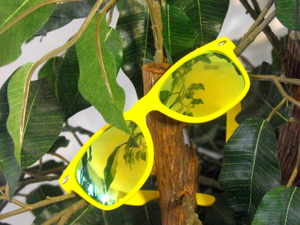 mirrored lens sunglasses yellow frame aviator style