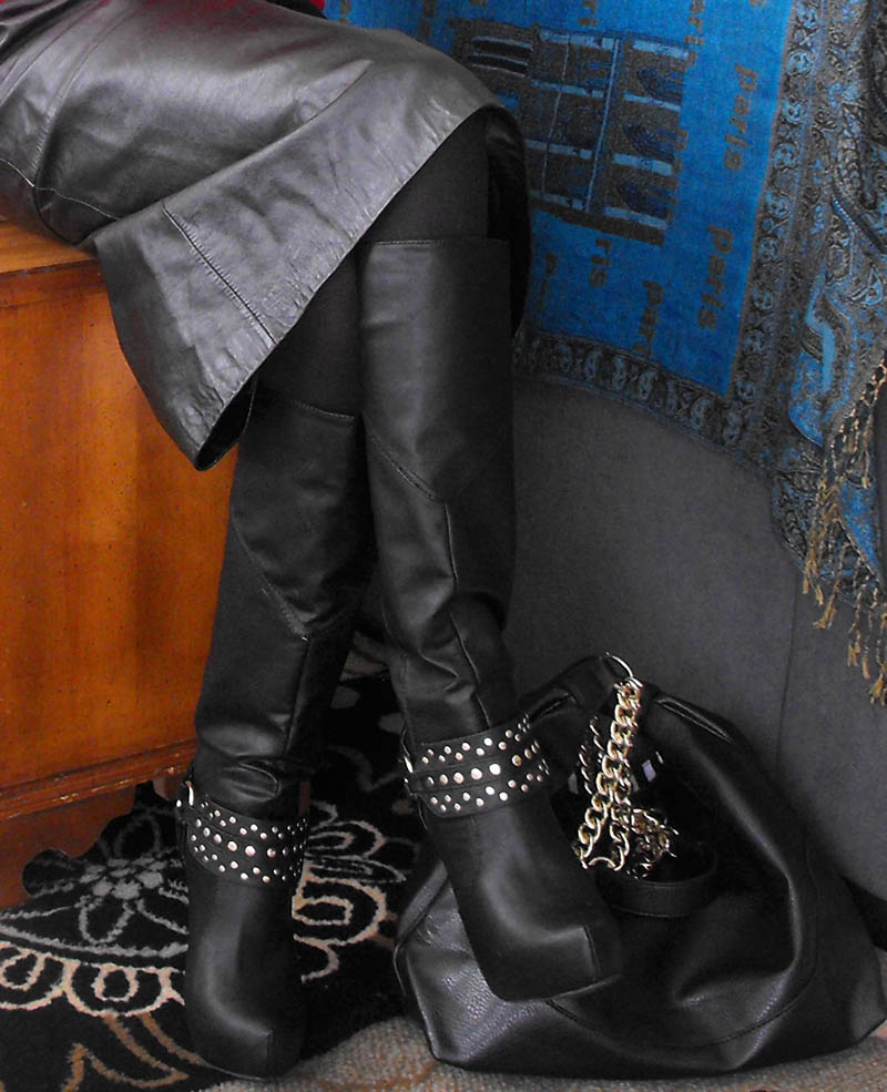 JustFab Diyana black faux leather knee high boots with gold details and Maxwell faux leather bag black 2