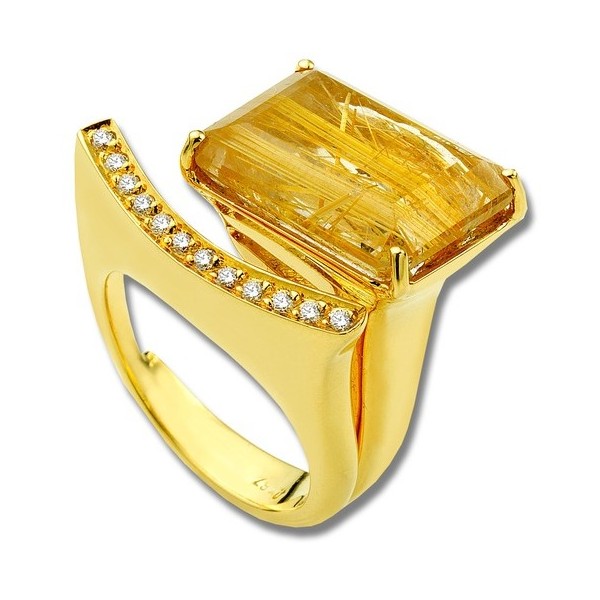 Anastazio princess quartz and gold ring