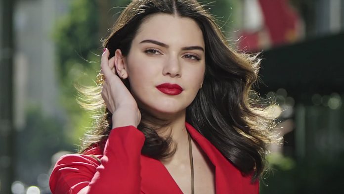 Kendal Jenner Estee Lauder Modern Muse Le Rouge perfume ad