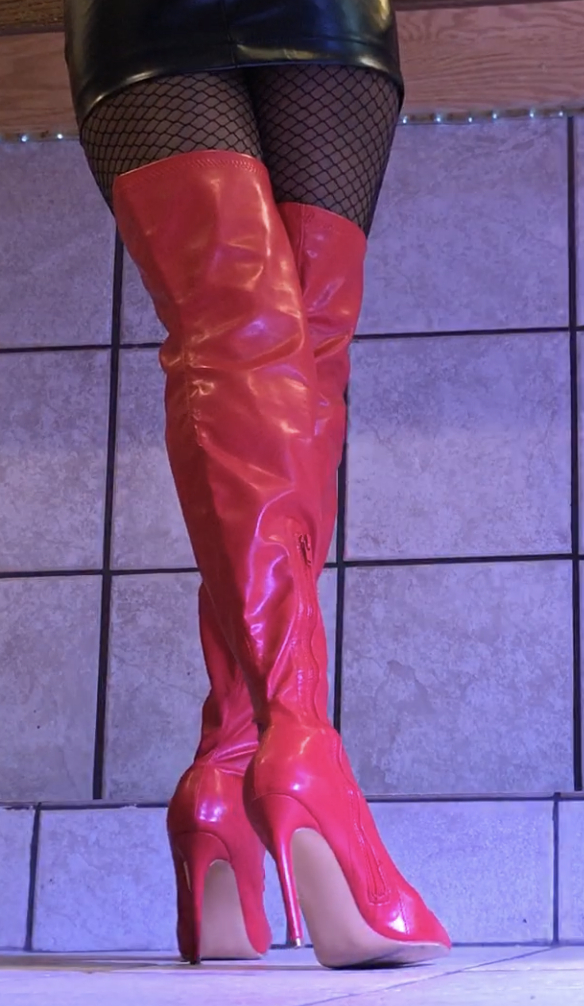 Adelamonica Fashion Nova Exotica Red Faux Leather thigh high boots -2801